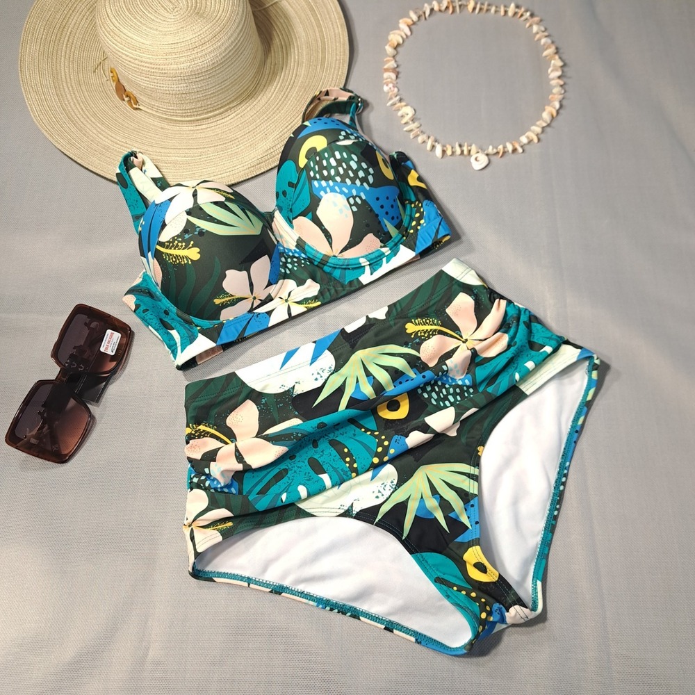 Women's High-Waisted Two-Piece‎ Bikini Bathing Swimsuit Multicolor M Tropical